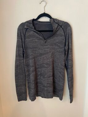 Lululemon Metal Vent Tech Hooded Half Zip Running Hoodie Gray Men’s Small